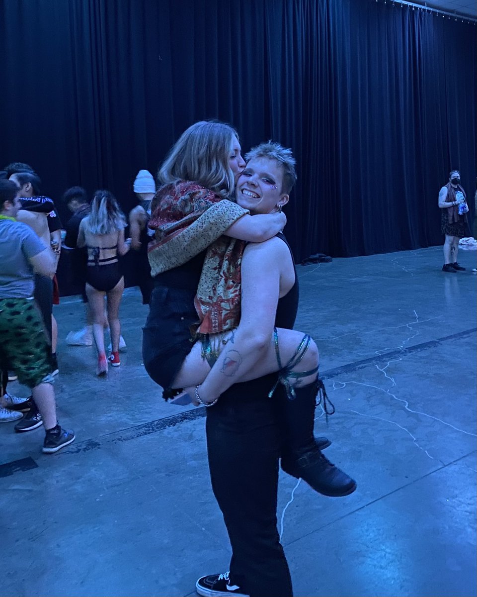 kodilaraeee's tweet photo. We love you @OfficialRezz 💘💘
@zacharyinhayler https://t.co/tywHTdrWzF