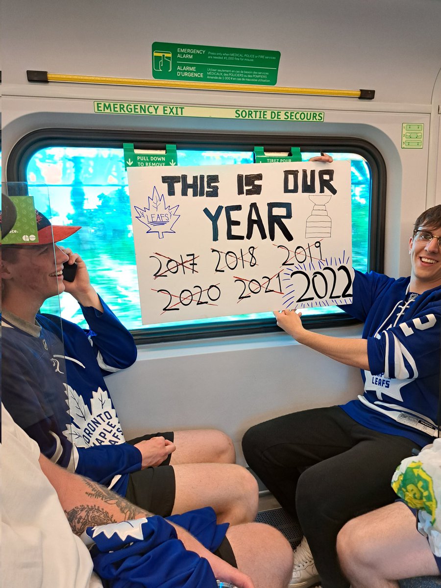 44Wilde's tweet photo. @MapleLeafs @hockeynight @barstoolsports @Sportsnet @TSN_Sports the boys on the train getting pumped! https://t.co/R8W87ItuP7