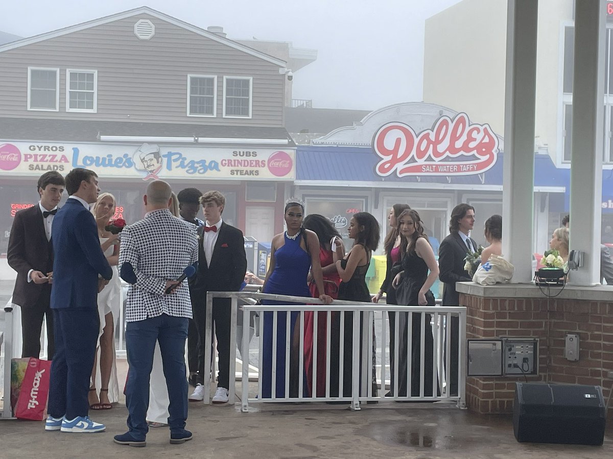DrNikmiller's tweet photo. Prominade about to start!! @cape_sd https://t.co/xF5mQKfJoK
