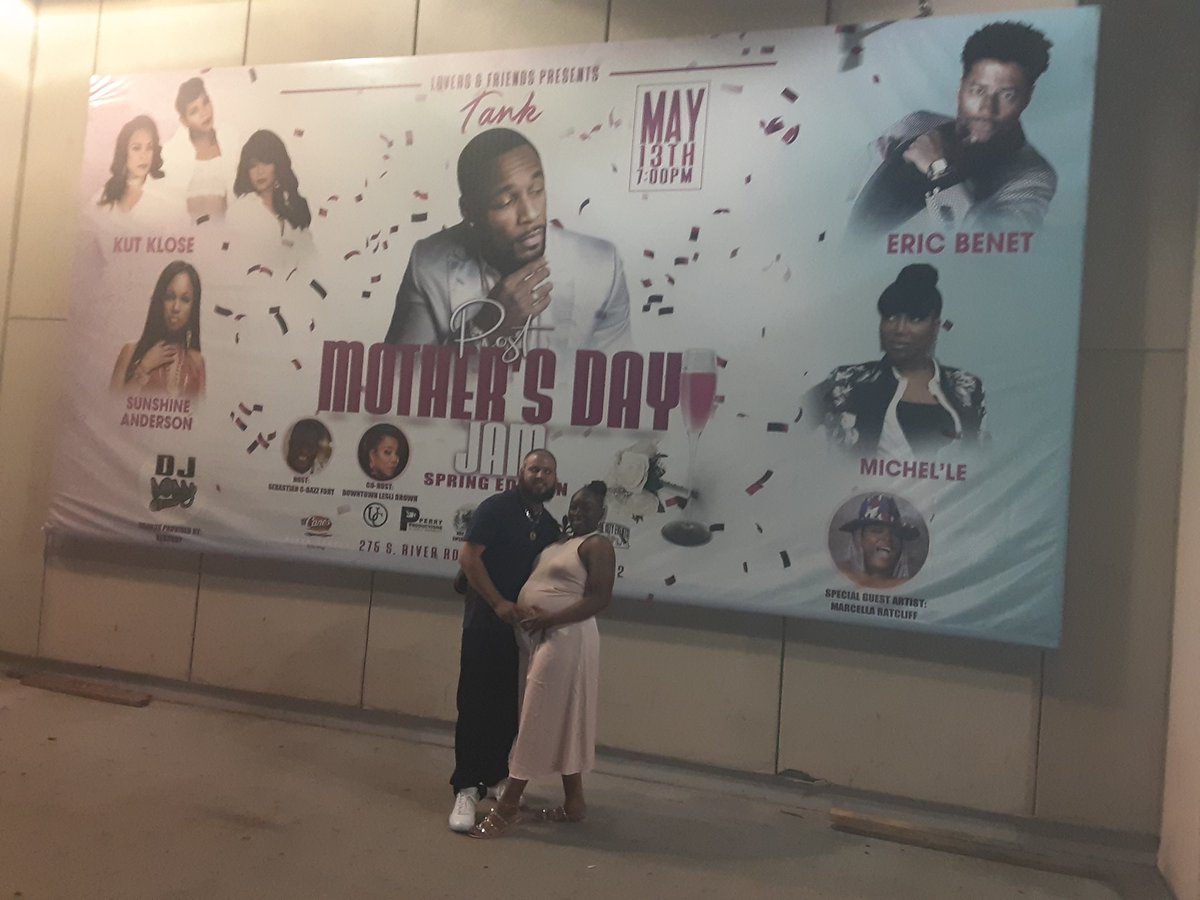 _LifeWithKev's tweet photo. Had a great time last night in #Batonrouge #louisiana with my wife at the @TheRealTank concert. 
S/o to my wife. 27 weeks pregnant and we had a great time. Gotta rub her feet today!!
#concert #tank https://t.co/PPrGpnE69w
