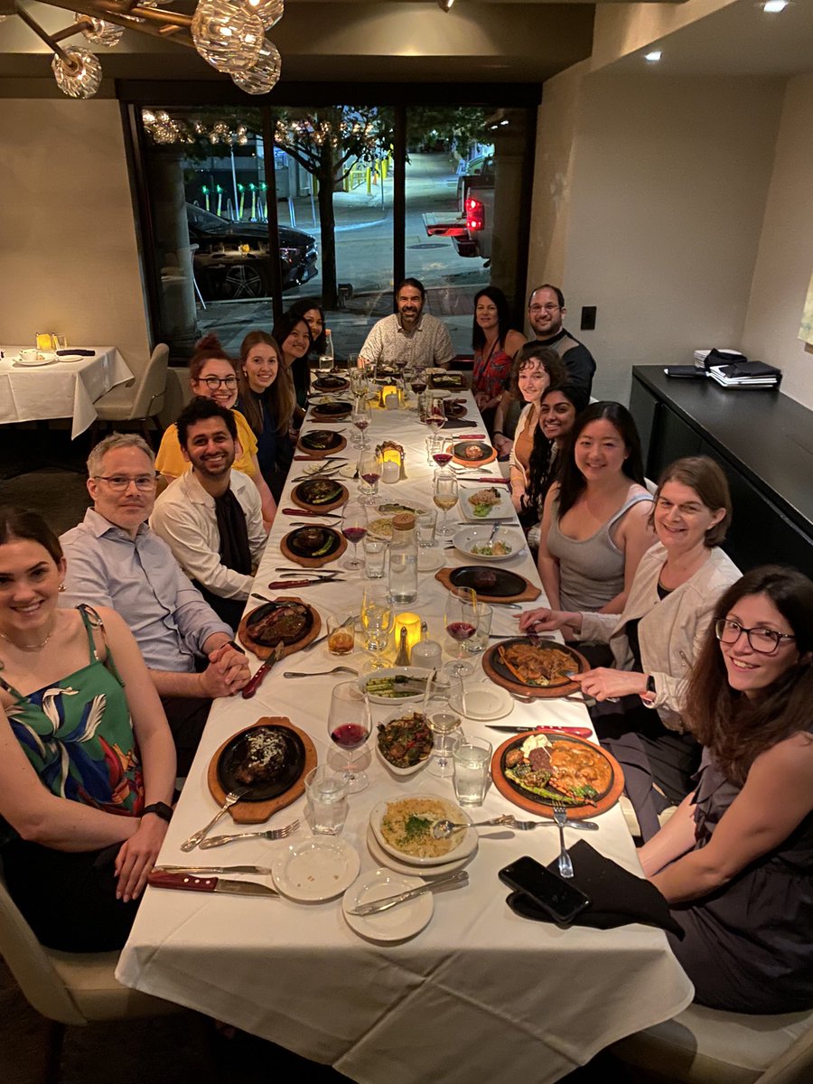 J_McPartland's tweet photo. Great to resume annual tradition of lab dinner! #INSAR22 https://t.co/AI0512eaLN