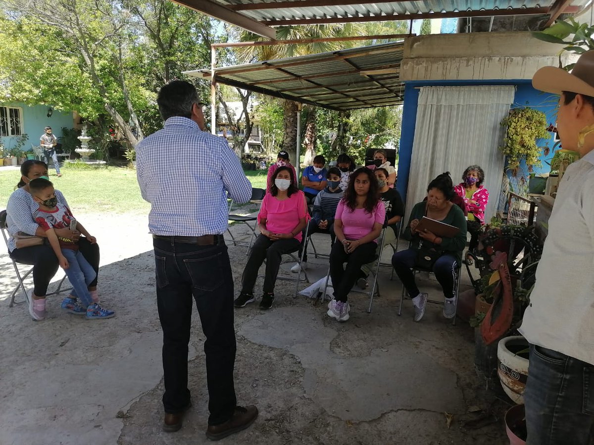 PabloVargasGon6's tweet photo. Nos encontramos en la colonia San Antonio de #Pachuca en la formación del Comité de Defensa de la #4T de mujeres.
#CD4THidalgo
#CD4TPachuca
#JulioMenchacaGobernador https://t.co/ReHLuUz8gK
