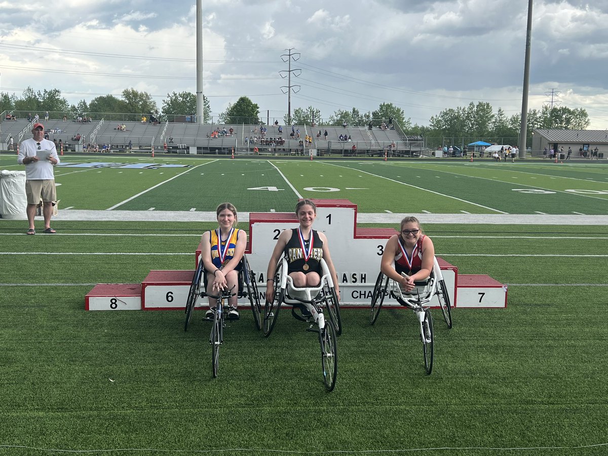 alwaysageneral's tweet photo. Congratulations to Edgewood track and field student-athlete MaKayla Maxwell on her 2nd place finish in the seated 100 and 400 at today’s Middle School Track and Field State Championships! #GoWoo #GoMaKayla https://t.co/4AxgYIWBDE
