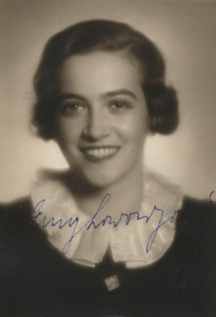 AuschwitzMuseum's tweet photo. 14 May 1908 | A Czech Jewish woman, Emilie Lowositzová, was born in Jihlava. 

She was deported to #Auschwitz from #Theresienstadt Ghetto on 23 October 1944. She did not survive. https://t.co/BftEVPhjgS