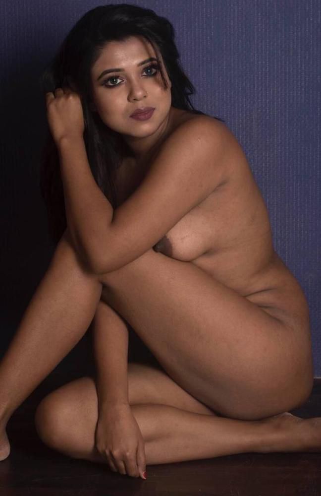 DON82565042's tweet photo. hot aunty https://t.co/sbDZiO2Cni