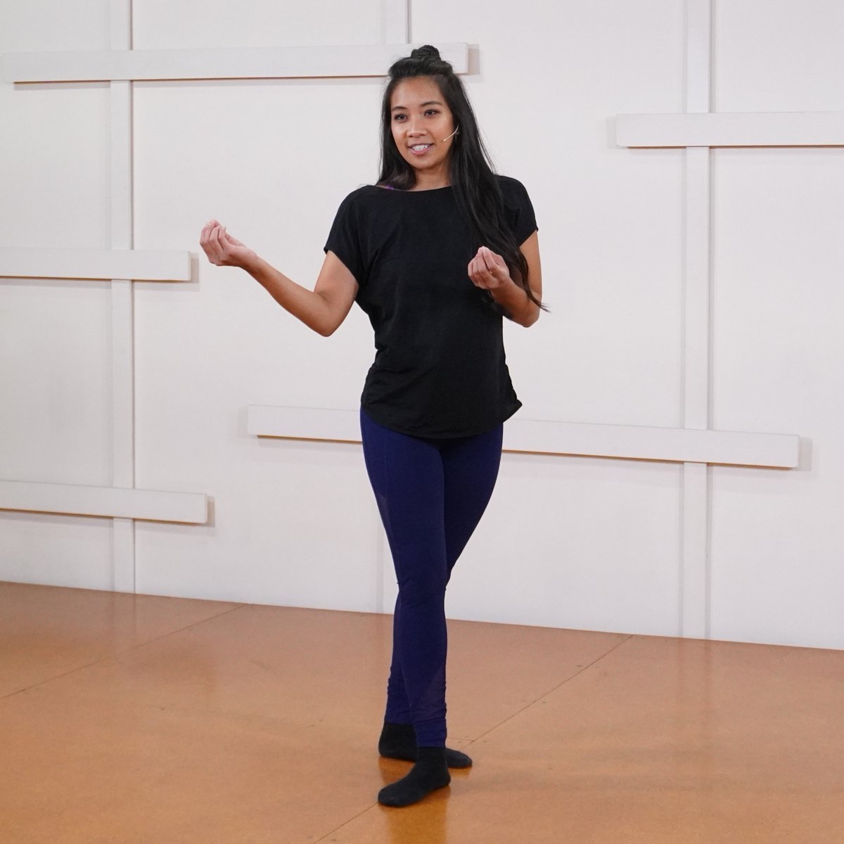 danceplug's tweet photo. We're grasping ALL of Alexie Agdeppa's teaching points like 🤌🏼✨

#danceeducation #alwayslearning #danceplug https://t.co/MMfQfeYghb