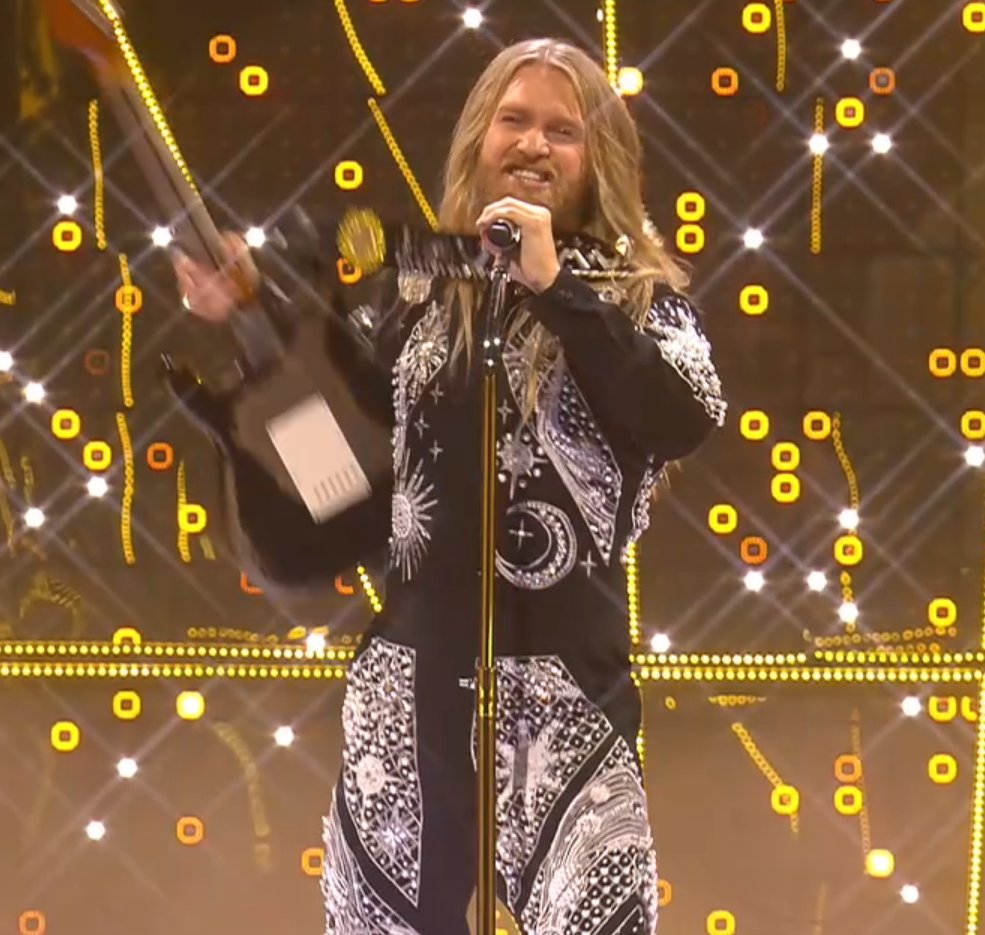 gabbanisgorilla's tweet photo. the uk finally understood the assignment #eurovision https://t.co/xSkhgOxfQR