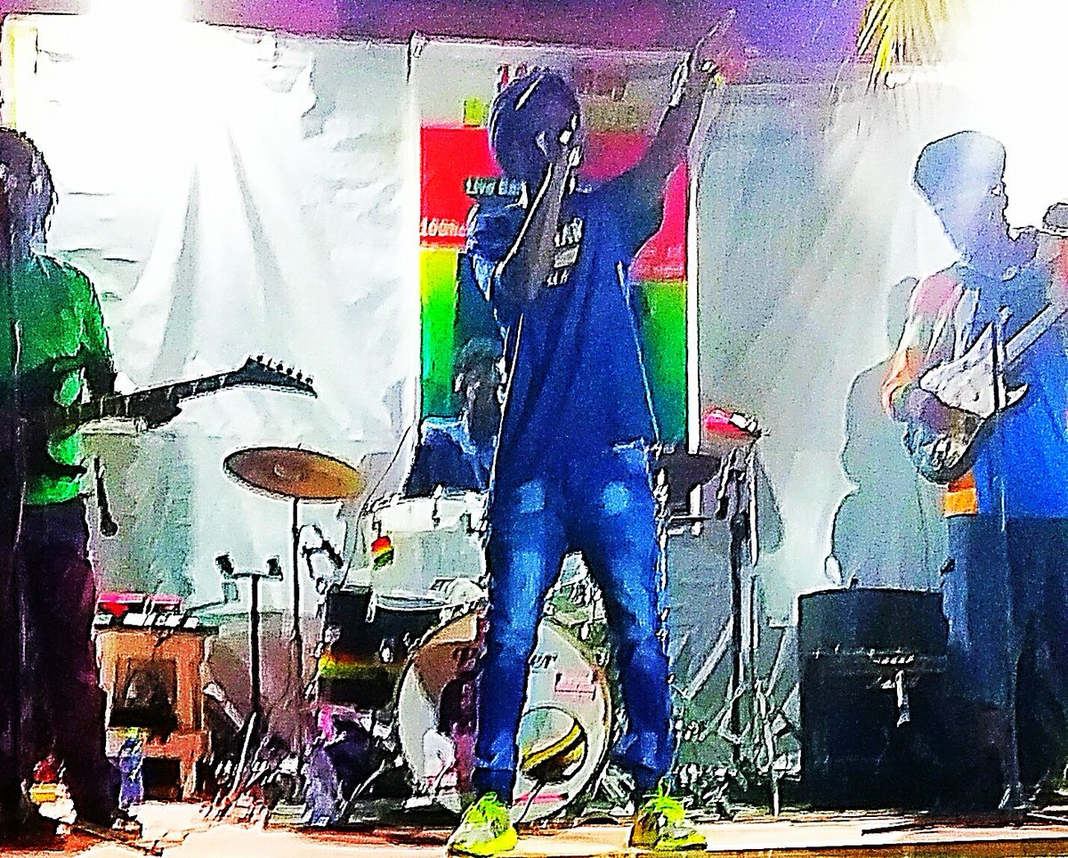 ChiakaRankin's tweet photo. Singing 'Dem gone'( liveband version) feat Chiaka Rankin.. https://t.co/Zhcg49WFOK