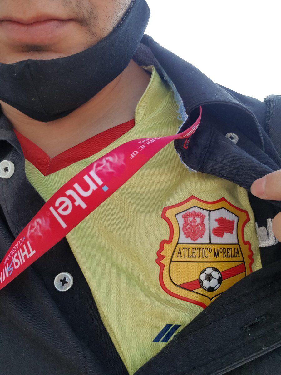 MonjePu's tweet photo. Hoy se gana carajo!!! @C_A_Morelia 

#LaHistoriaContinua💛❤ https://t.co/1EvhHAIriS