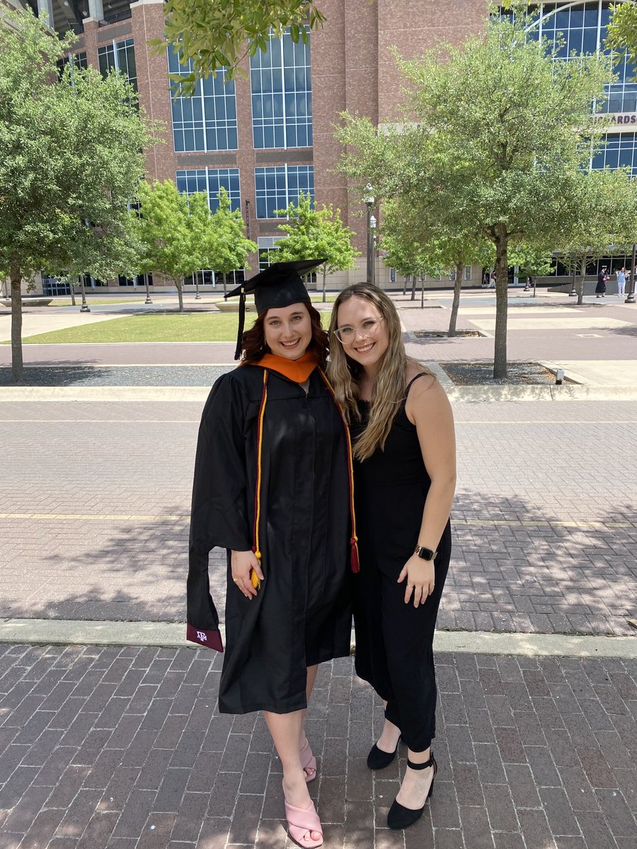 Mike_Muzyka's tweet photo. TAMUGrad https://t.co/rlDlcsBwwB