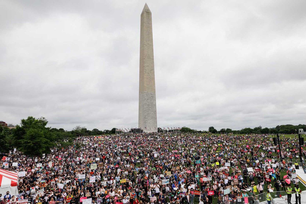 womensmarch's tweet image. Thank you. Today, thousands of you marched in D.C. and across America to defend abortion rights.

Our fight isn't over. It's the start of our Summer of Rage, leading to a historic Women’s Convention.

Keep fighting with us. #BansOffOurBodies

📷: @KishaBari
🎨: @brigetheidmous