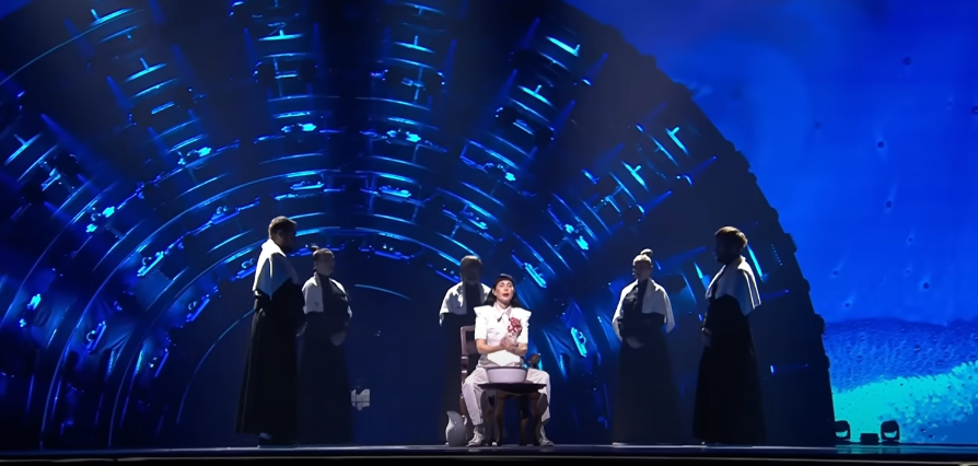 innocent's tweet photo. THEY ARE DOING AN EXORCISM EVERYONE. WE REPEAT. THEY’RE DOING AN EXORCISM.

#Eurovision https://t.co/Vz6xPWQ7kk