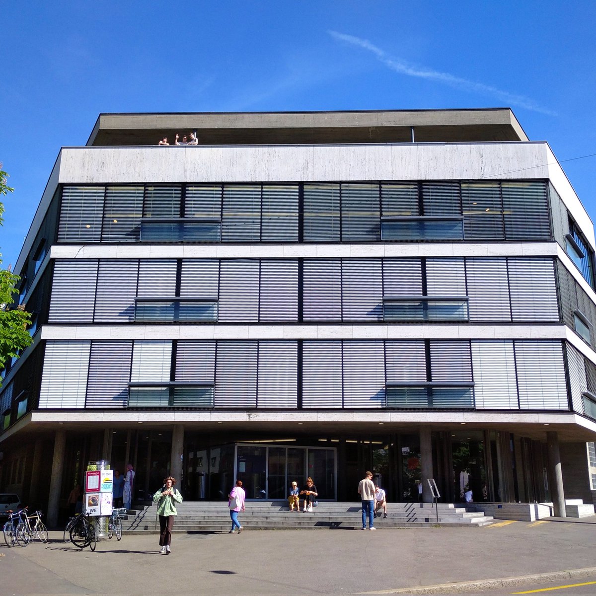 rox_more's tweet photo. Basel University Library, architect Otto Heinrich Senn, year 1968 #Architektur #basel #architecture #architekturwoche #openhousebasel #OpenHouse #library #librarytwitter #Switzerland https://t.co/JRuHhXV8xQ