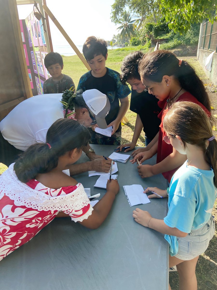 ForumSEC's tweet photo. Action on the oceans-climate nexus with the Ocean leaders of tomorrow and today, Forum SG, Oceans commissioner Henry Puna is in French Polynesia at the #blueclimate Summit. #SDG14 @PacOceanComm @BlueClimate https://t.co/1C2vN5syYC