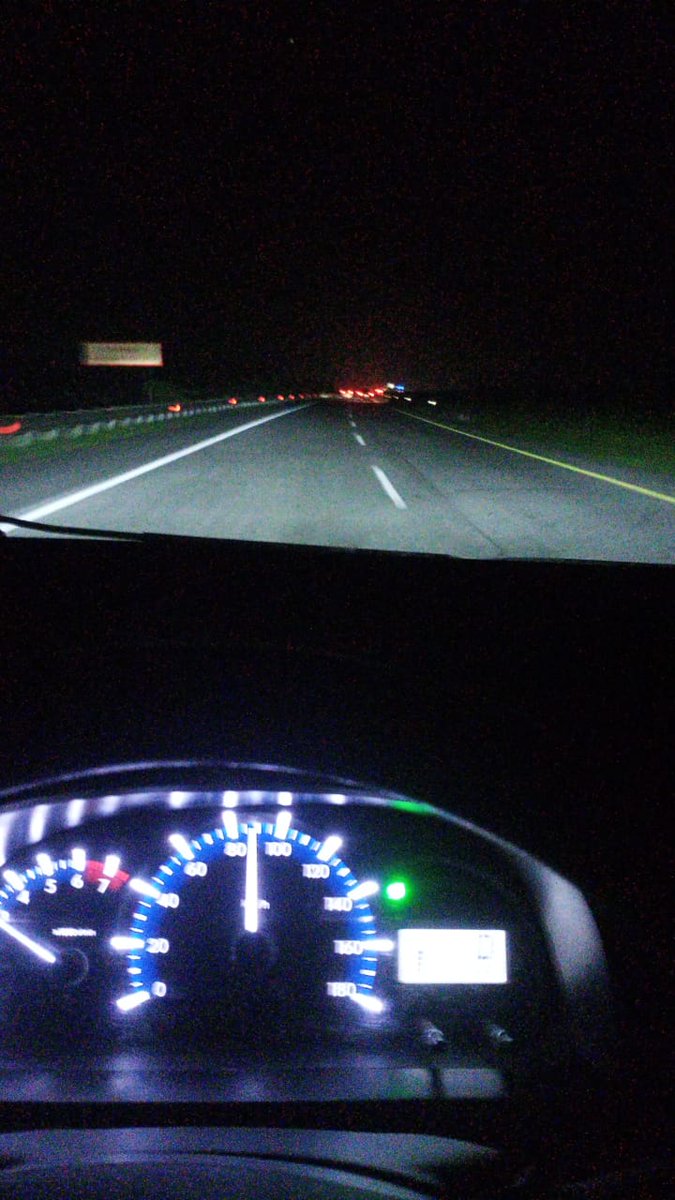 fikriwalidina's tweet photo. Lisensi Sentul ga pake rest area Jakarta Surabaya 6 jam https://t.co/AFrTcpWPWO