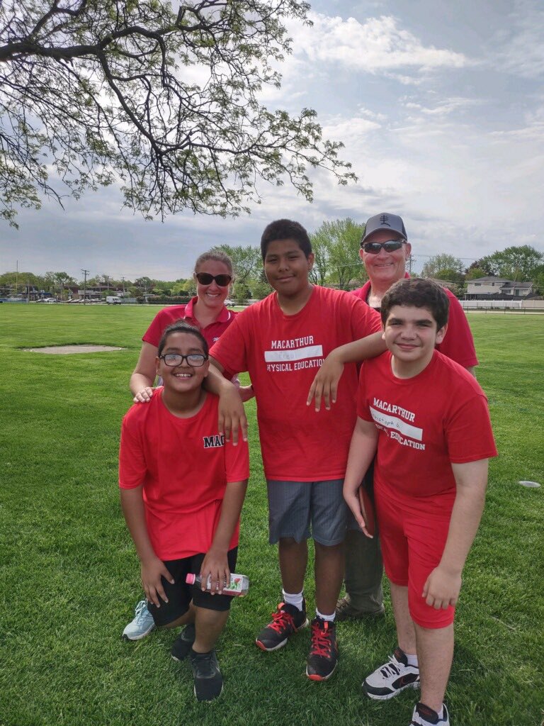 mac_pe's tweet photo. Sectional Track Meet! Throwing group continues to amaze me! Wish I was able to get a big team pic! #MAChasPRIDE https://t.co/UsNYtS8nvB
