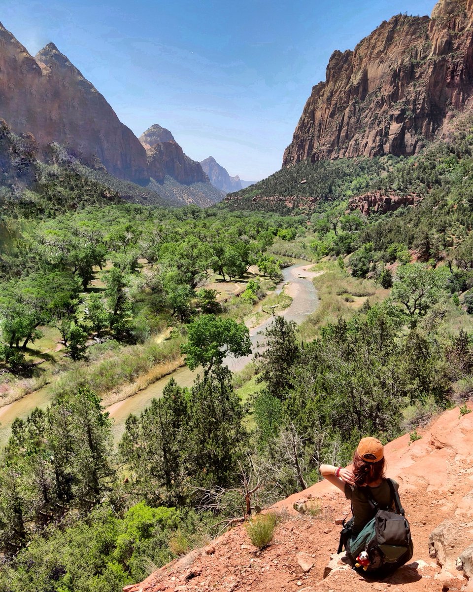 GloriaGuilluy's tweet photo. Our 'Canyon to Canyon trip' after the #Exo4 conference. I'll hold these places in my heart 😍 https://t.co/ugoaNdUjsj