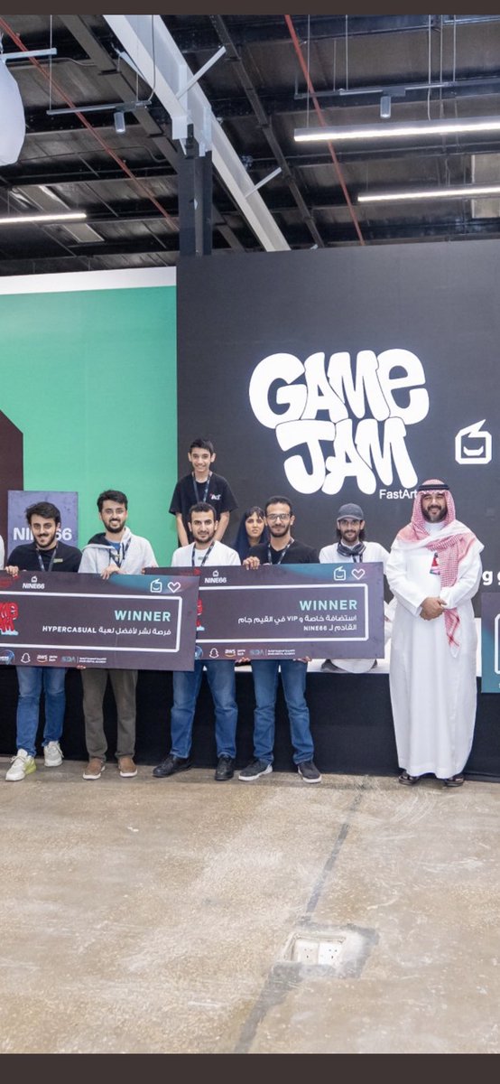 MeshalGame's tweet photo. اول Game Jam اشارك فيه والحمدلله فزنا بأفضل لعبة واستضافة VIP في #GJFastArt الجاي

افضل فريق 👑 @spoilzgames https://t.co/SwSPbi5ysL