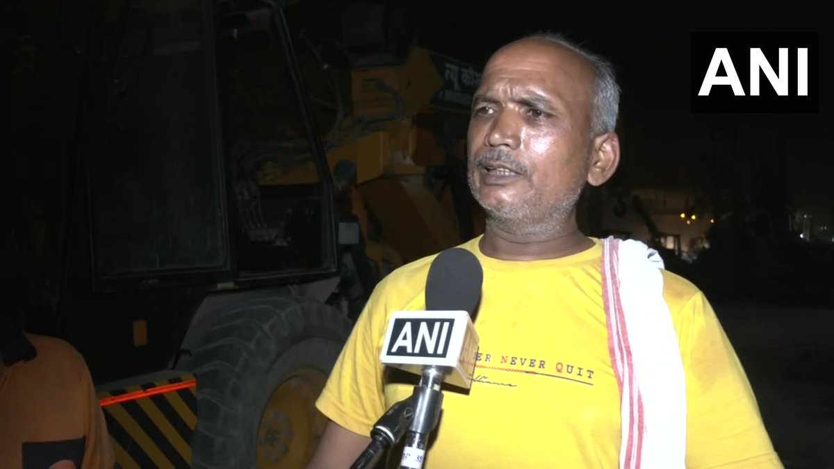 ANI's tweet image. Dayanand Tiwari, a crane operator saved more than 50 lives with his crane during the fire in Delhi&apos;s Mundka on May 13

&quot;I was coming from Mundka Udyog Nagar when I saw the fire in the building.With the help of our crane,we rescued around 50-55 people,mostly women,&quot; he said (14.5)