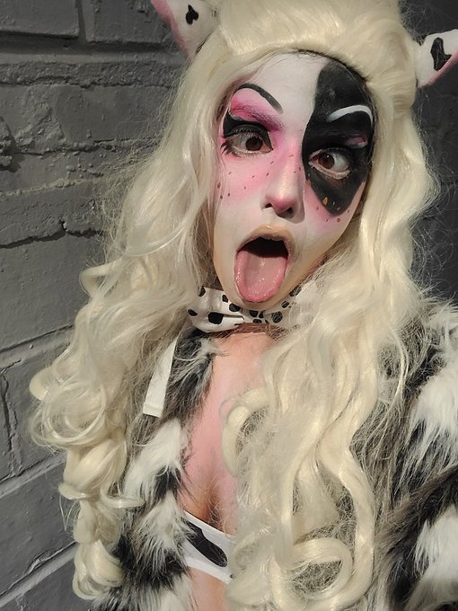 Kawaii Cow shoot selfie with Sage! https://t.co/lqYl1fIbb7<a href="/tag/booty"class="tags"><span>#booty</span></a><a href="/tag/curves"class="tags"><span>#curves</span></a><a href="/tag/inked"class="tags"><span>#inked</span></a><a href="/tag/paint"class="tags"><span>#paint</span></a><a href="/tag/cosplay"class="tags"><span>#cosplay</span></a><a href="/tag/gamer"class="tags"><span>#gamer</span></a><a href="/tag/altmodel"class="tags"><span>#altmodel</span></a>