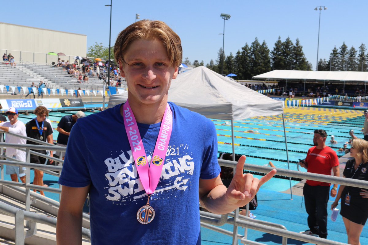 davishighswim's tweet photo. 5th place finish for Tate Cutler in the 100 back! #BDP https://t.co/3xfoktidxe
