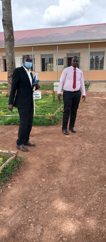 TurahiAlone's tweet photo. I'm with my District education officer Isingiro, supervising schools in the District,
I'm calling upon parents and other stake holders to send our children to school.
Our teachers are ready to teach them. https://t.co/jVcWxJPmlk