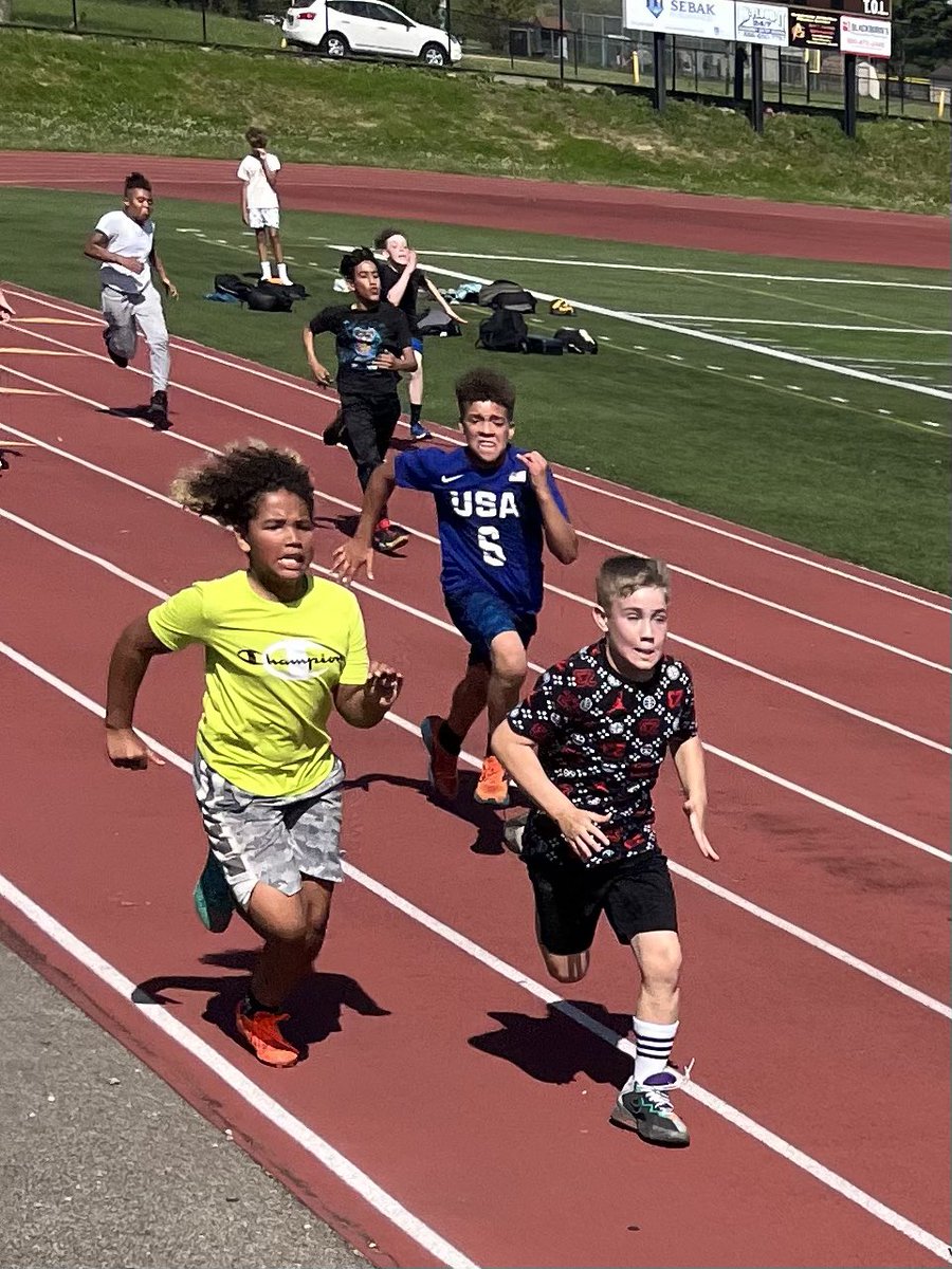 Coach M. Foster tweet media