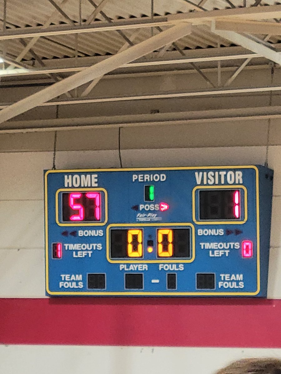 RileyLiz2k27's tweet photo. Another win for the books 🏀💪  #trotters2k27 @davis2k27 @mep2k27 @jmeyers2k27 @kimored27 @JaylenDrazko22 #girlballers #cametowin #iloveaau https://t.co/4pQoZDWGVa