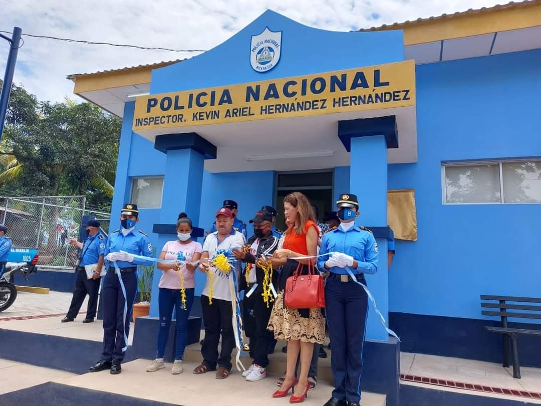 CanDigital2's tweet photo. El municipio de Waslala celebrar la inauguración de una nueva Unidad Policial al servicio de la población y dedicada a la memoria del inspector Kevin Ariel Hernández , quien entregó su vida al servicio por  la paz y la seguridad de nuestro municipio. 

#Nicaragua https://t.co/gfVLblHUNe