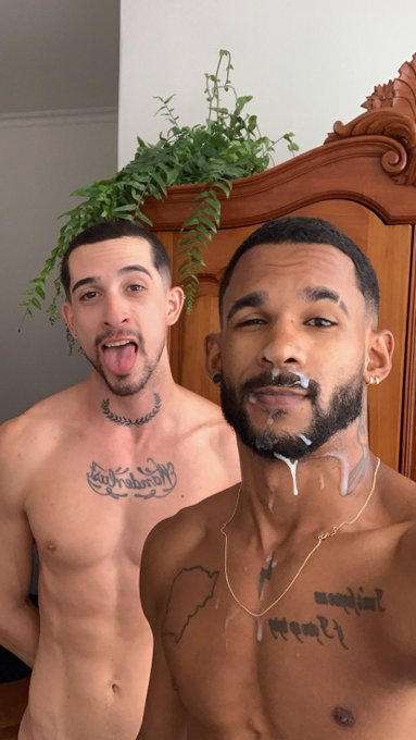 🇧🇷Caio & Ian🇦🇷 - We did it again 💦🤤 https://t.co/EzgSCCJLyR