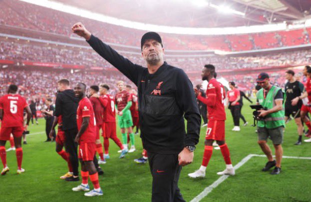 TheTeamOfJocks's tweet photo. My god , how much do we owe to the Klopp family . 

Together they have brought so much happiness to @LFC fans all over the world . 

Thank you Jurgen &amp; Ulla . . . ❤️❤️❤️ https://t.co/FfjuTJKBy9