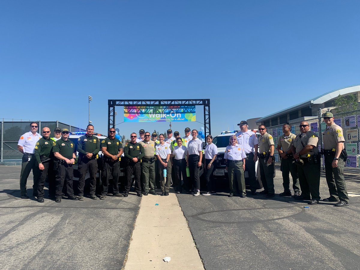 ChinoHills_PD's tweet image. CHPD was proud to provide assistance and participate in the annual #LetItBeFoundation 5K Run/Walk. The foundation provides ongoing services to families of children diagnosed with cancer and other life-threatening illnesses #ToProtectAndServe #AndRun #AndWalk 💙 @Chino_Hills