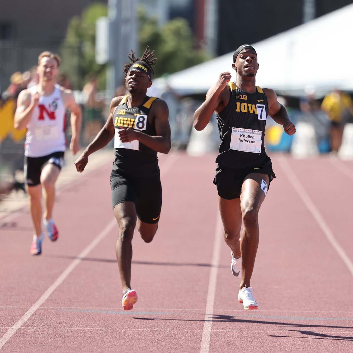 #B1GTF | M 400m Prelim

✌️ more 🎟 punched for the Hawks! Jefferson &amp; Steward will both be in tomorrow's final!

3. Khullen Jefferson – 46.28 Q, PR, No. 10 all-time
5. Everett Steward – 46.42 q

#Hawkeyes x #FightForIowa