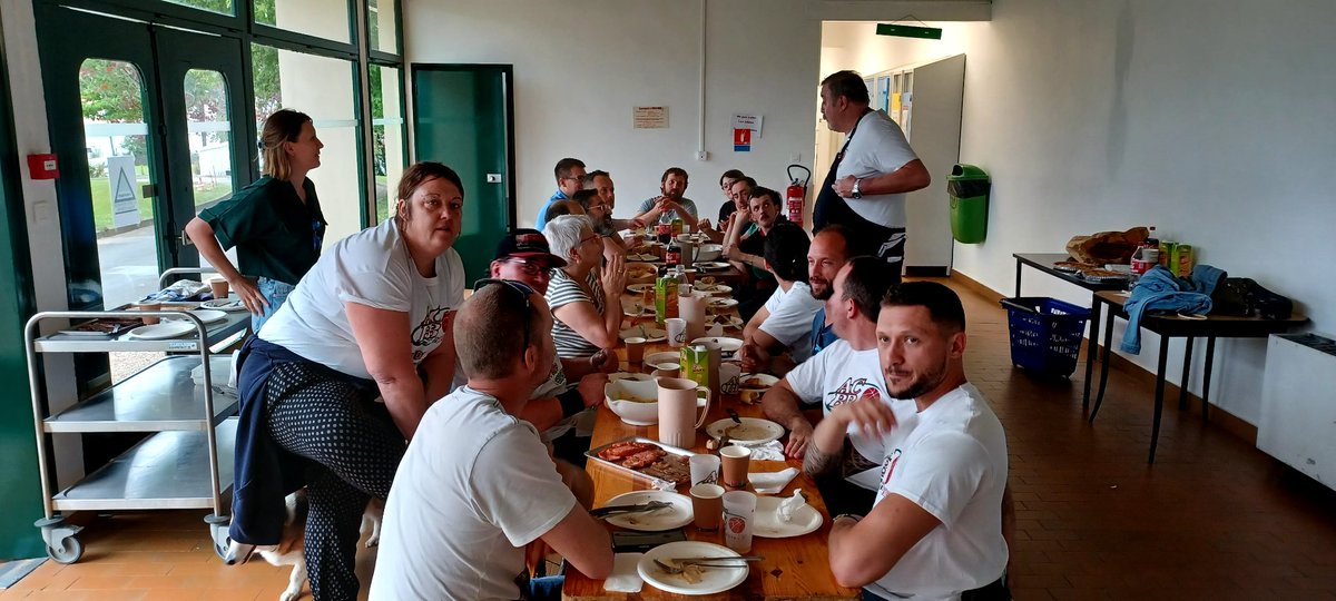 euskalhpb's tweet photo. 🚨 basket fauteuil 🚨 
VICTOIRE ce soir  de @euskalhpb  45 face à l équipe de Pau 33 💪🏀♿🙏👏
#basket #basketfauteuil #Handisport #paysbasque #handisportpaysbasque
#ensemble #mileskeratousettoutes #saison20212022 https://t.co/kMCTxzWGJc