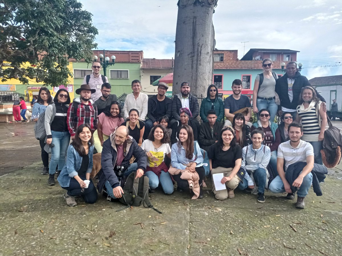 AlianzaSta's tweet photo. Aprendiendo sobre restauración ecológica de la Laguna Verde, entendemos que la conservación de un bosque, humedal o ecosistema requiere más que reemplazar árboles 🤨@AlianzaSta @AmarilysLlanos @luis_maestre77 @idea_un @MovNalAmbiental @STEunimagdalena @RedNalAguaCol @yennyrjunco https://t.co/Xuw4gSZNRq