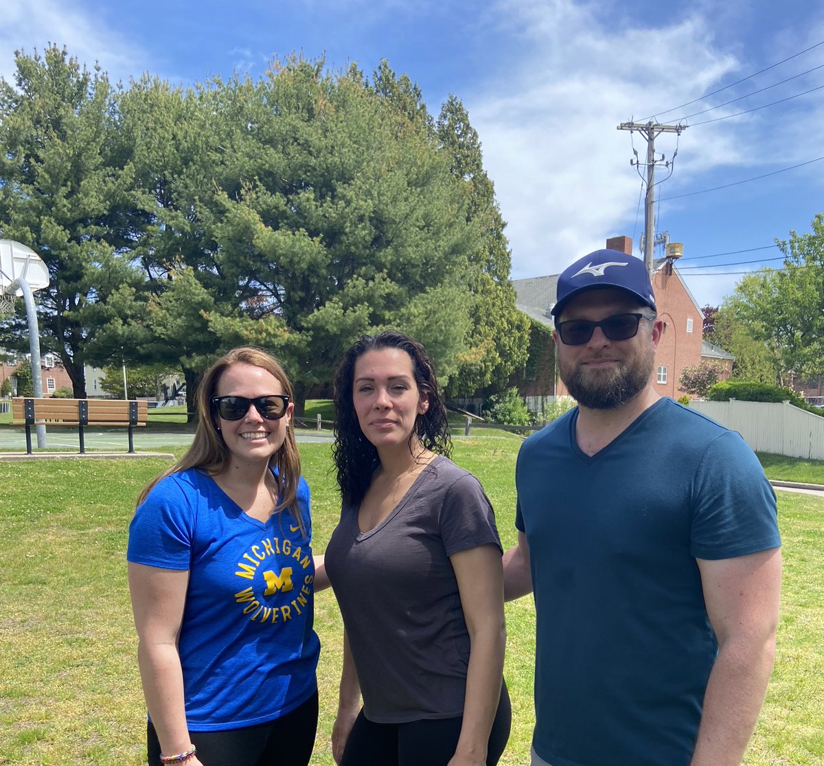 BlauForD30's tweet photo. @HistoricEG_HHNA organized another successful town cleanup. Huge thanks to Geoff and Jess for helping me take out the trash. 💪🏻🚮 #eastgreenwich #teamworkmakesthedreamwork https://t.co/9YK0oAeGaU