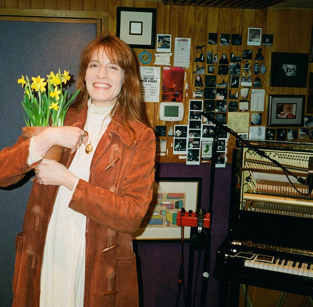 welcharchive's tweet photo. florence via jack antonoff's instagram https://t.co/koQ6x5M7lQ