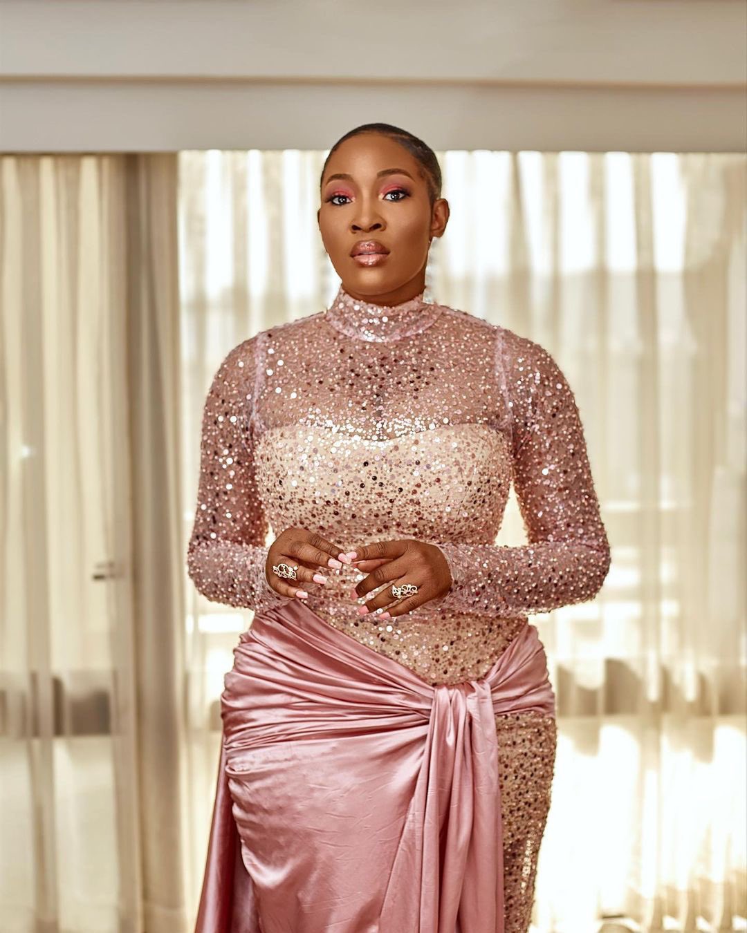 These are the best beauty looks at the Africa Magic Viewers’ Choice Awards looks worn by Nollywood celebrities. Here are the best makeup looks at The Africa Magic Viewers’ Choice Awards 2022,. Best Africa Magic Viewers’ Choice Awards 2022 Africa Magic Viewers’ Choice Awards 2022 outfits full list, worst Africa Magic Viewers’ Choice Awards 2022, Africa Magic Viewers’ Choice Awards 2022 red carpet. amvca meaning, amvca 2022 nominations, amvca 2022 dates, amvca 2022 nominees list, amvca 2022 nominees and winners, amvca 2022 date and time, amvca best dressed 2022, amvca 2022 winners list, amvca 2022 best dressed male, amvca 2022 venue.