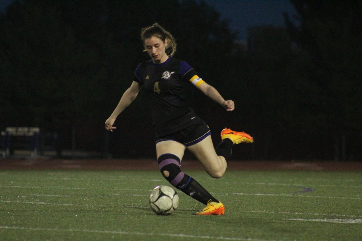 Norwalk girls soccer evens out in a triangular last night at home against Lewis Central and Waverly-Shell Rock. Warriors defeated Lewis Central 3-0 and lost a hard fought and intense game in PK's to Waverly-Shell Rock 2-3. Warriors sit at 13-3. <a href="/NorwalkGSoccer/">Coach Messer</a> <a href="/Norwalk_HS/">Norwalk High School</a>