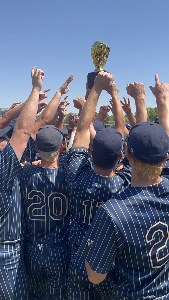 KHSATs's tweet photo. Congrats to @KHS_Baseball on becoming Area Champions with a final score of 5-1. Proud of you. Let’s continue to #WinTexas #GoldGloveSzn
@KHSIndianNation @KISDAthletics @KHSBooster @MrsSimmonsKHS https://t.co/yLg92zlkLH