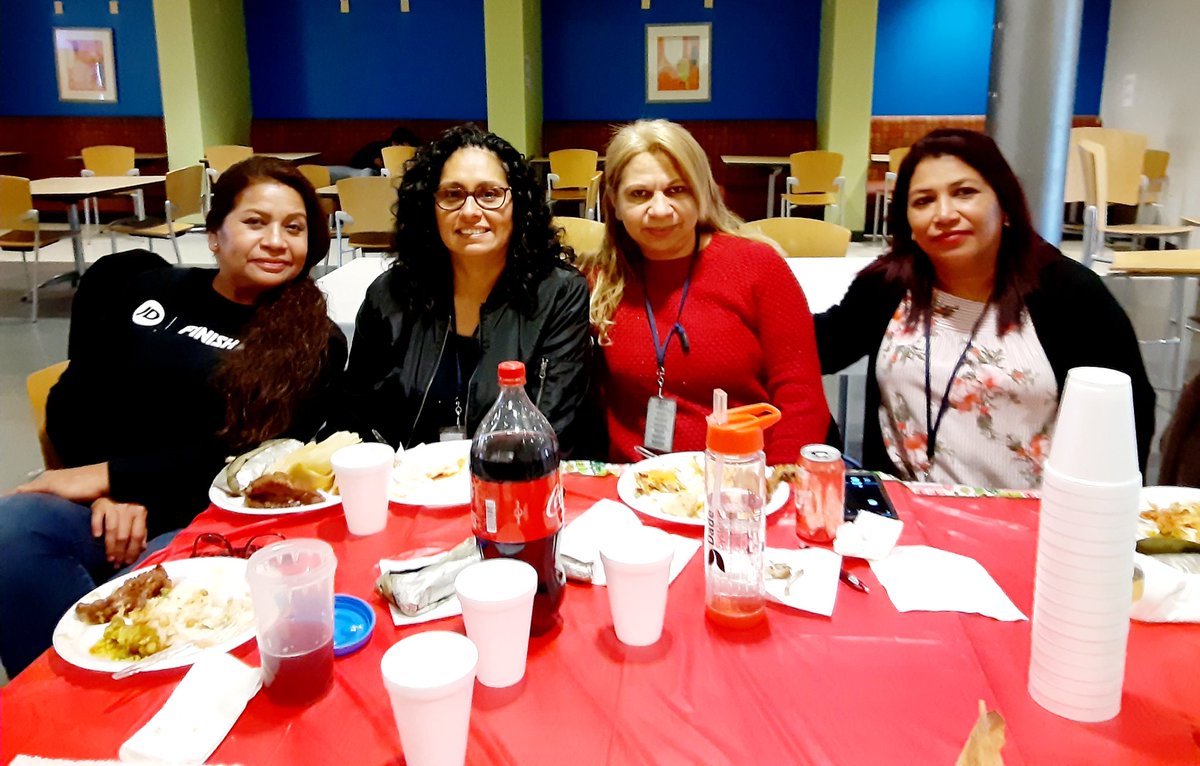 ElyRadioVision's tweet photo. Un tiempo agradable y bello chicas. https://t.co/1x8xEL6jlA