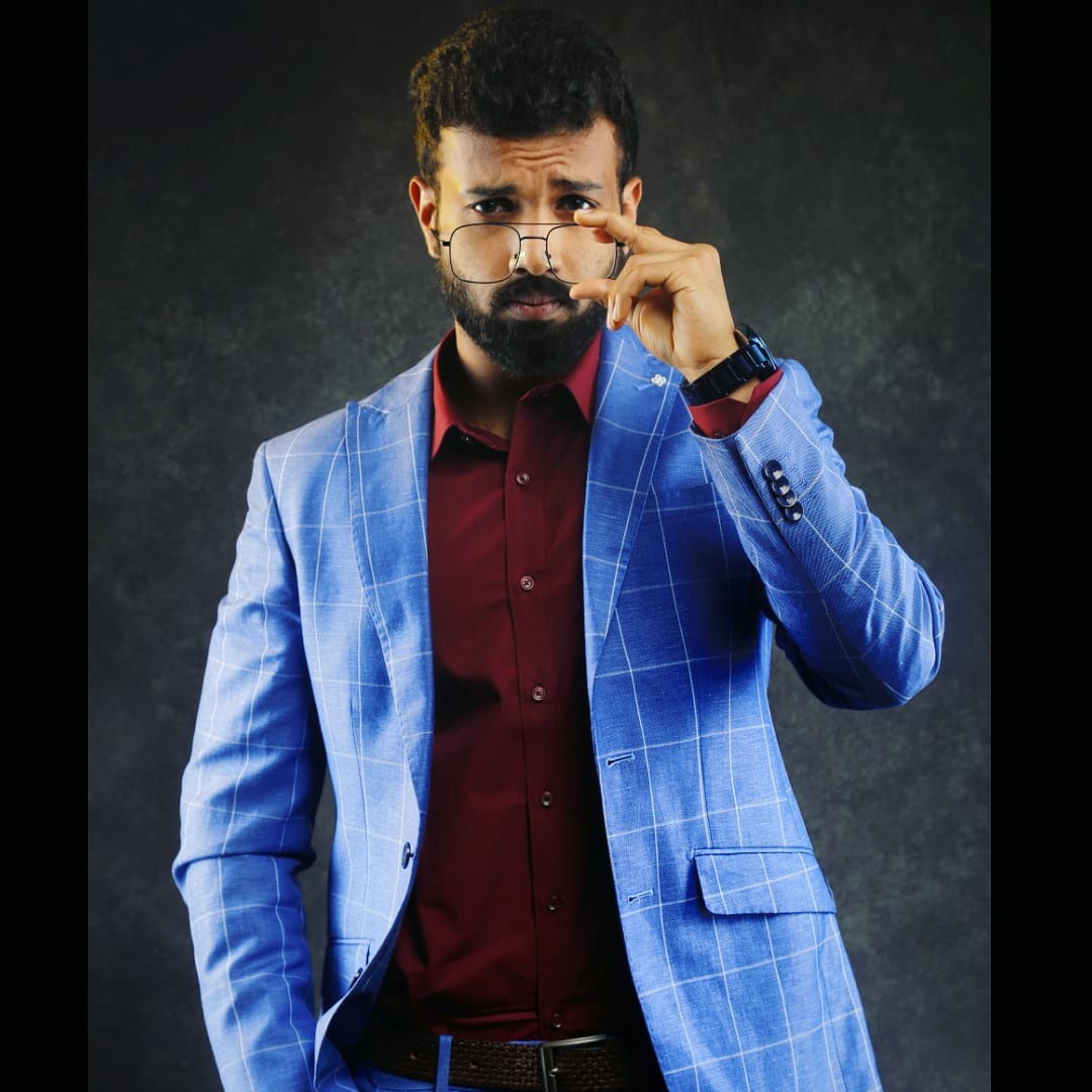 DrVignesh45's tweet photo. #NewProfilePic https://t.co/2gTy4ySUqw