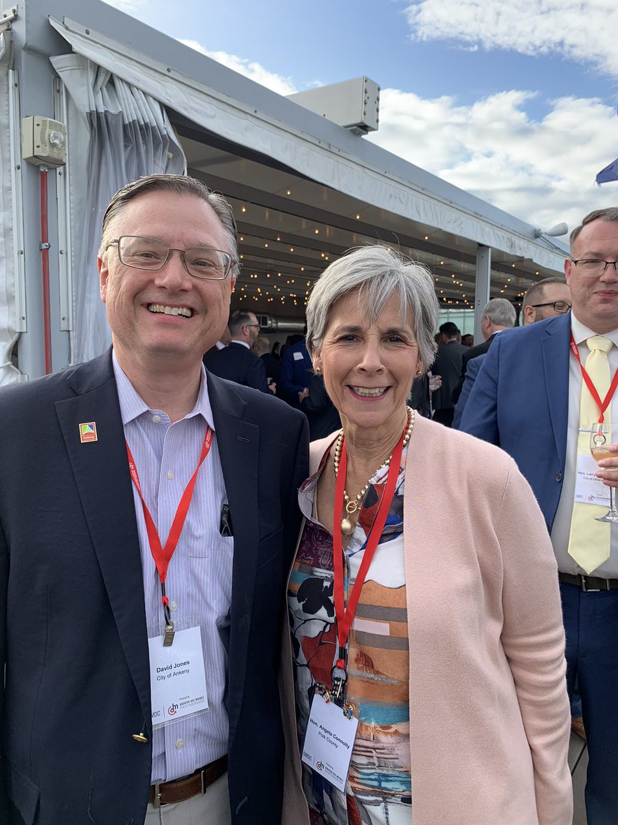 SusanHuppert's tweet photo. As we close out another @DSMpartnership fly-in, a few highlights and fun things while #dmdc2022 was in town this week. Thank you @AJansa . @MercyOne_Iowa @aconnolpocod2 @ncmic @jaybyers @CityOfAnkeny https://t.co/steR3KZkf4
