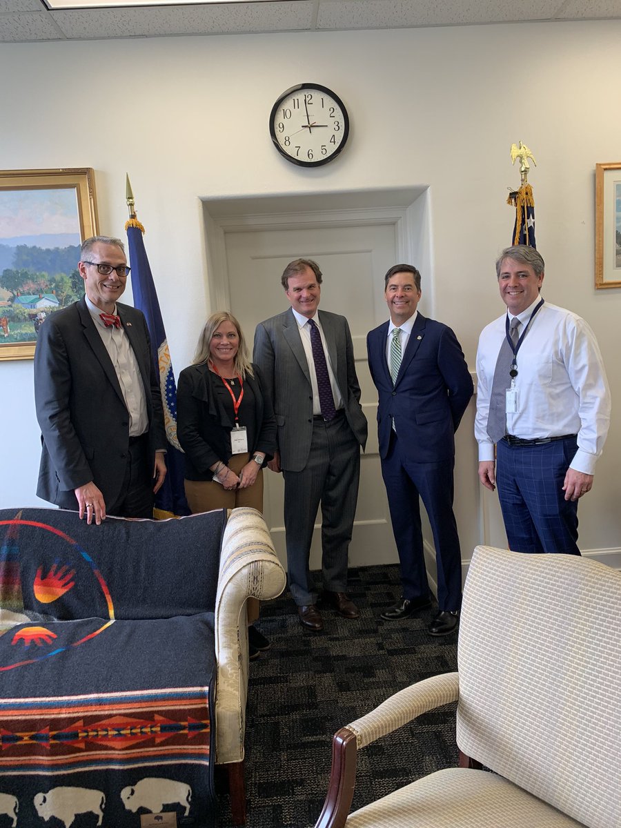 SusanHuppert's tweet photo. As we close out another @DSMpartnership fly-in, a few highlights and fun things while #dmdc2022 was in town this week. Thank you @AJansa . @MercyOne_Iowa @aconnolpocod2 @ncmic @jaybyers @CityOfAnkeny https://t.co/steR3KZkf4