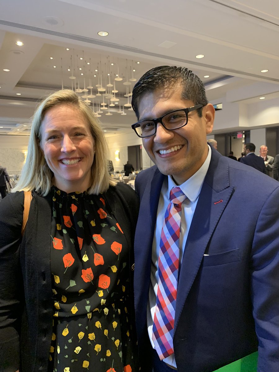 SusanHuppert's tweet photo. As we close out another @DSMpartnership fly-in, a few highlights and fun things while #dmdc2022 was in town this week. Thank you @AJansa . @MercyOne_Iowa @aconnolpocod2 @ncmic @jaybyers @CityOfAnkeny https://t.co/steR3KZkf4