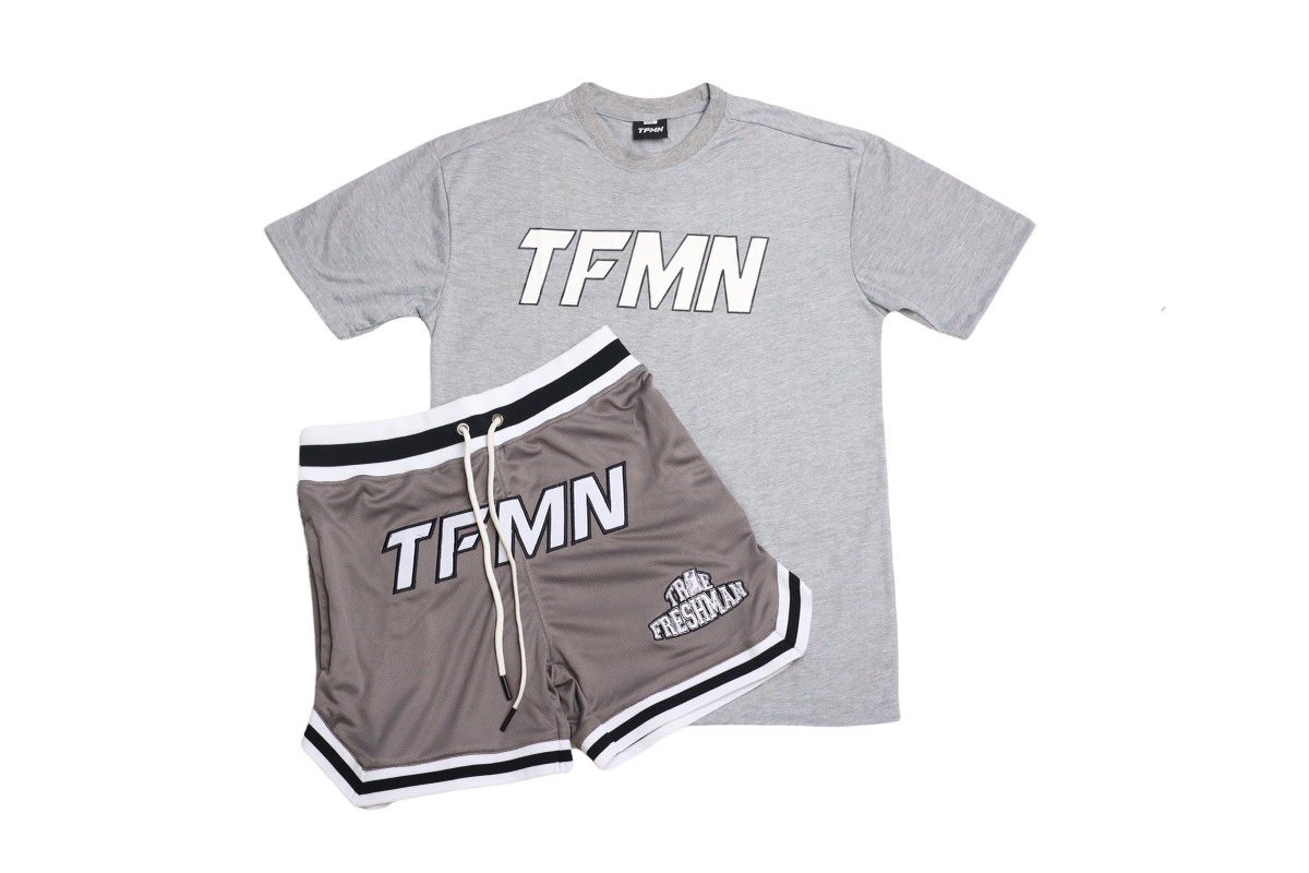 FreshmanElite's tweet photo. Shop now https://t.co/UUmNgKSvGF
