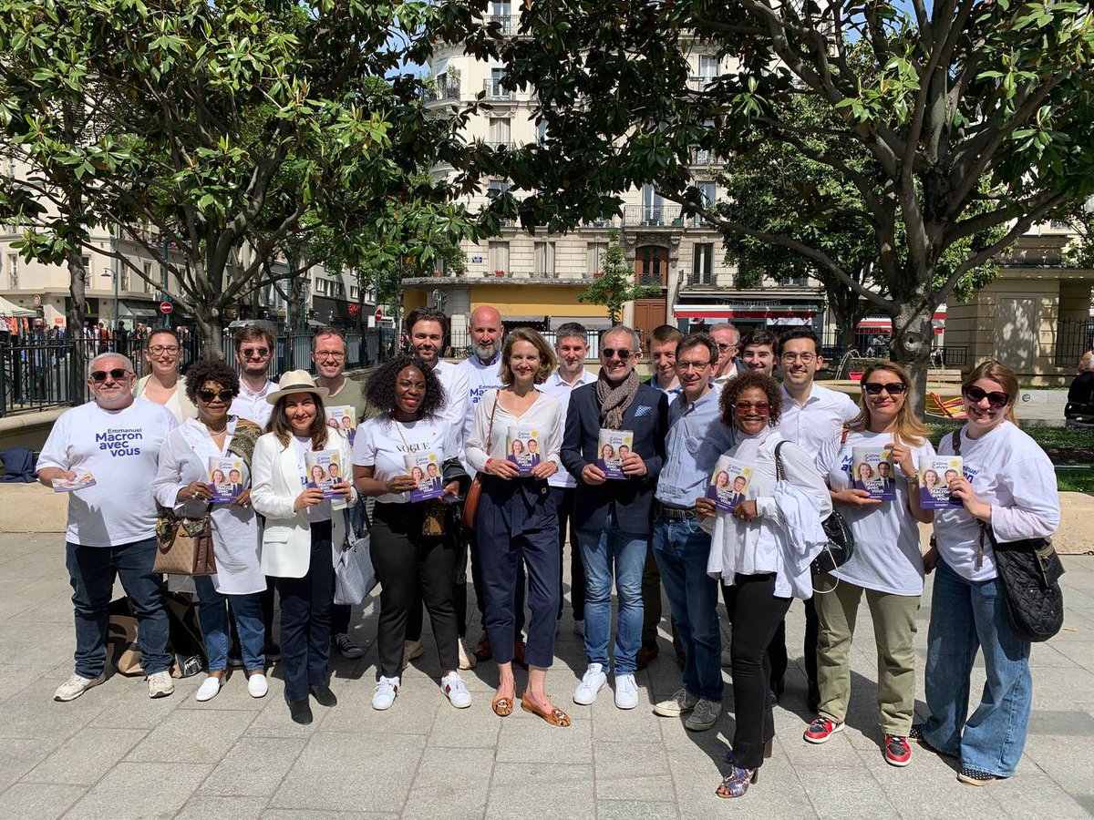 celinecalvez's tweet photo. Soleil et bonne humeur pour la 1ère mobilisation de campagne à #Clichy. 
Députée depuis 2017, je me représente pour continuer à vous représenter.
Ma candidature aux #législatives2022 dans la 5e circonscription des #HautsDeSeine, c’est celle de toute la majorité présidentielle ! https://t.co/PM5mYzU90r