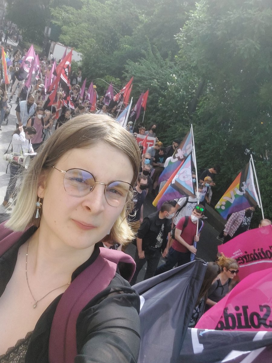 Ghjuliiiia's tweet image. J&apos;ai fait l&apos; #EXISTRANSINTER c&apos;était super !!! merci à toustes !!!