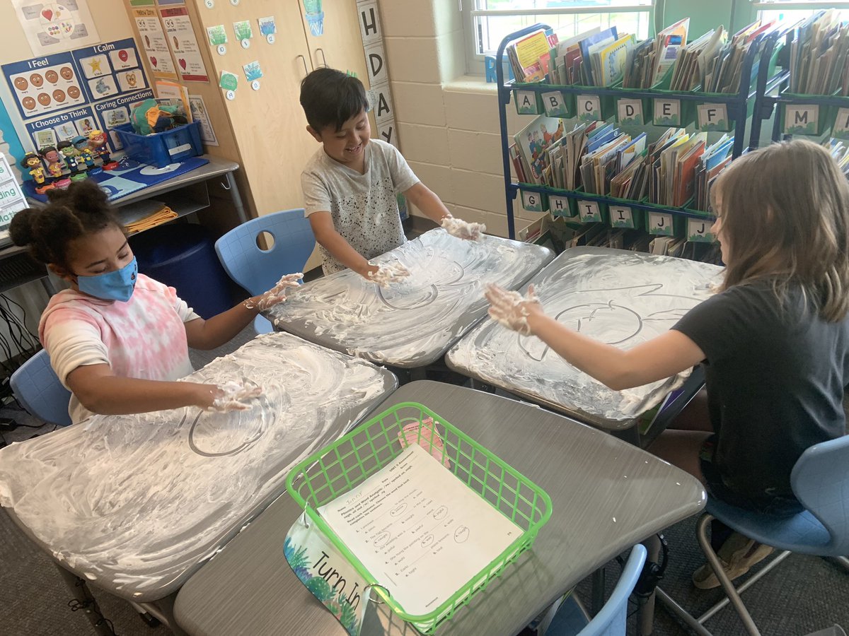 Mrs__Cunningham's tweet photo. Fun Friday calls for dictation using shaving cream then of course some fun drawing with it! @TeamDundalkES https://t.co/moYNNCKnDl
