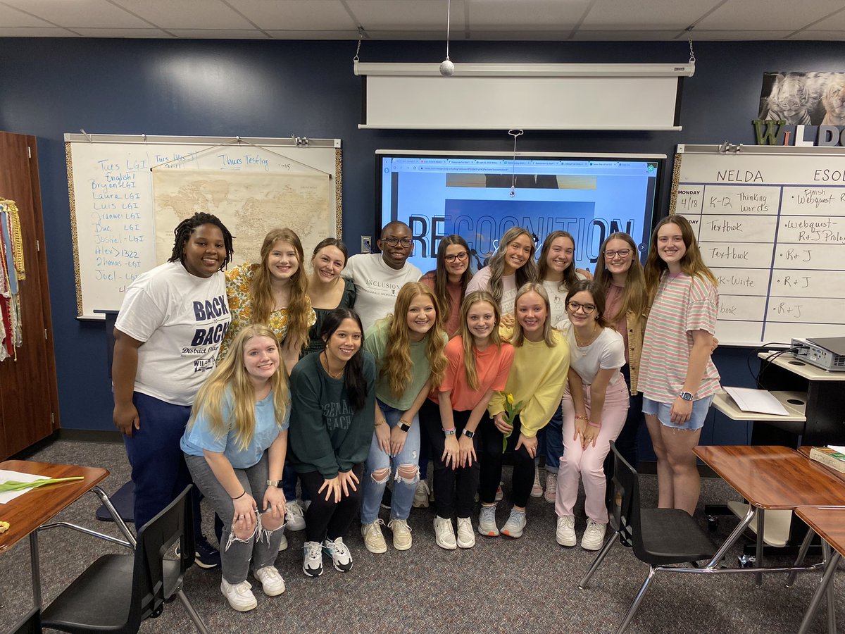 We are so proud of our senior CFC members! We know they are going to do great things for the Kingdom in college. praying for them always!!!🫶🫶